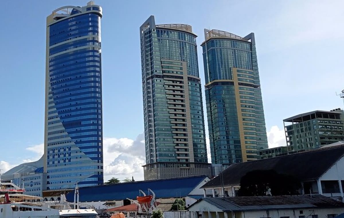 Dar Es Salaam City Tour (Full Day With Private Guide And Car)