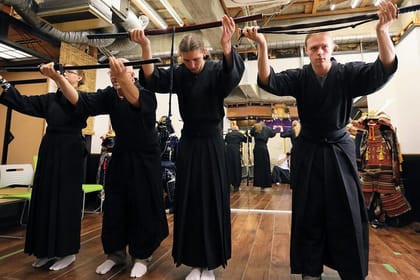 Trial slashing in Bushido with Samurai Sword real sharpnes