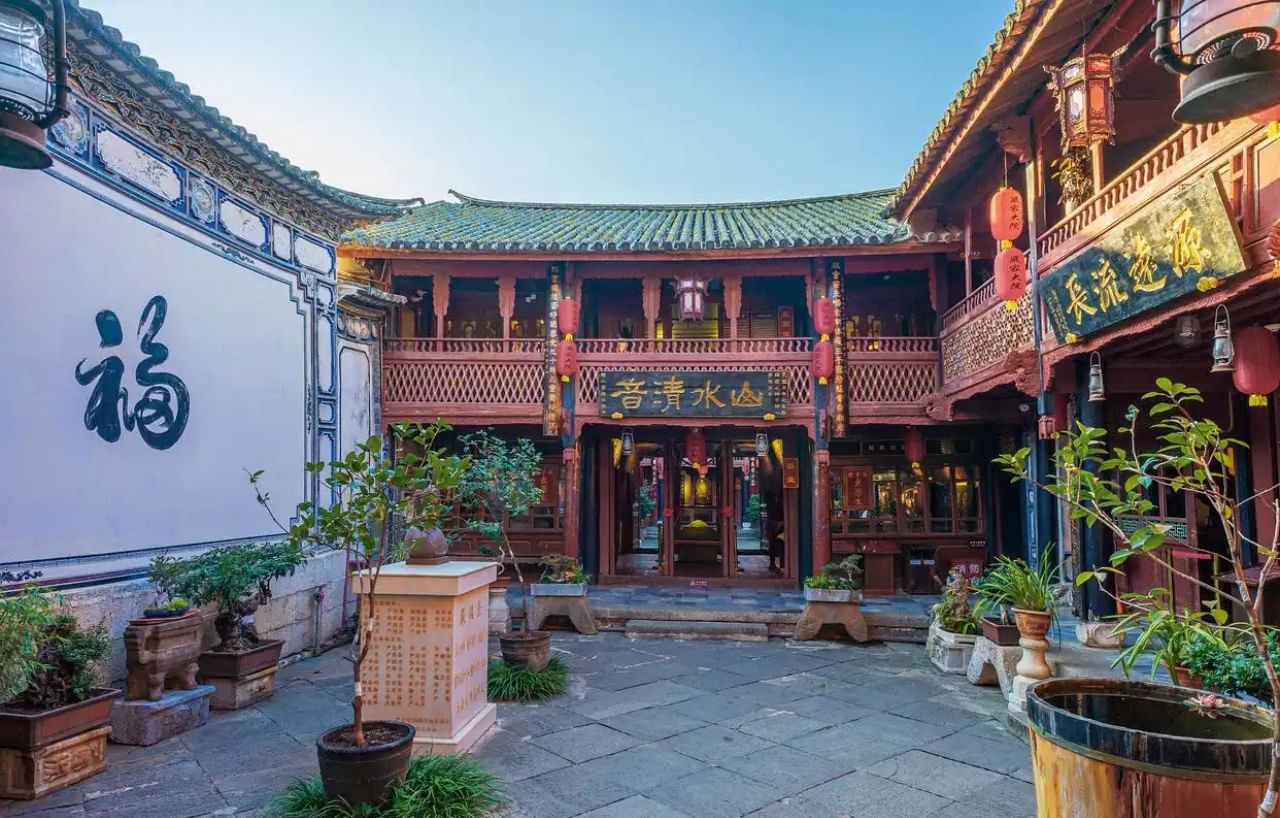 Characteristic Bai courtyard