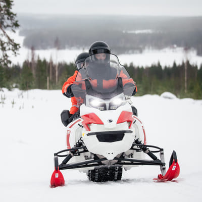 Sähkömoottorikelkkasafari Rovaniemellä - Image 12