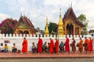 Cultural Sightseeing Tour of Luang Prabang in 7 Days