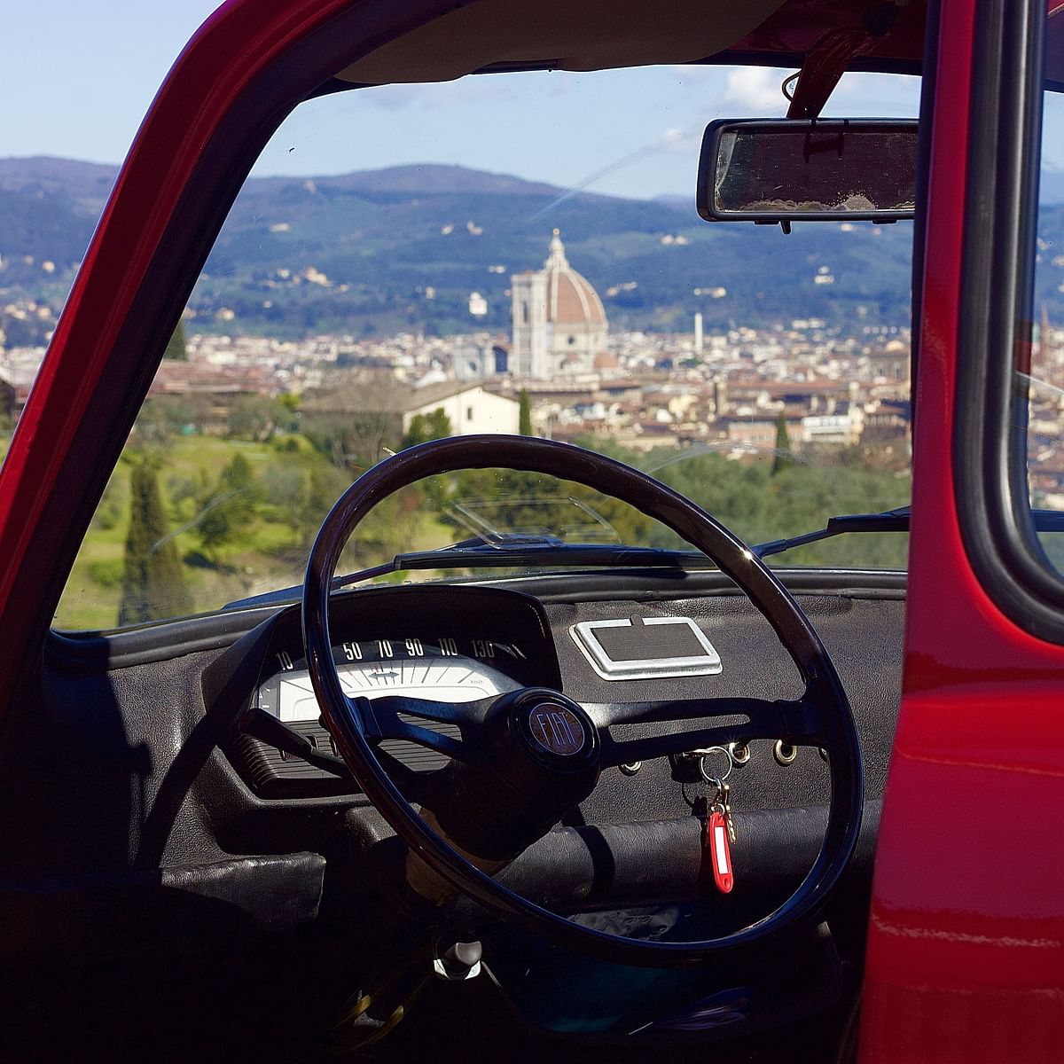 FIAT 500 SUNSET TOUR! Classic Guided Wine Tour in Chianti Wine Region included Tuscan Dinner and tasting (6 hr 30 min)