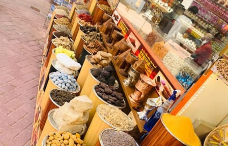 Half Day Historic and Cultural Tour Throughout Old Dubai by Foot