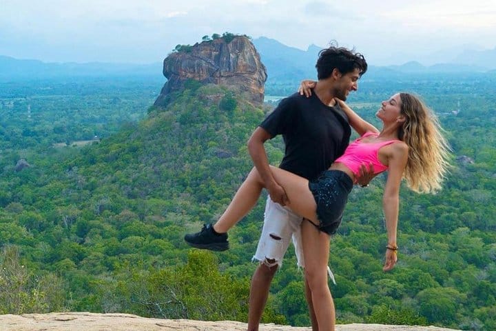 11 Days Tour Of Taprobane