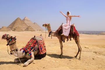 Private Camel Ride and Nile Lunch at Giza Pyramids