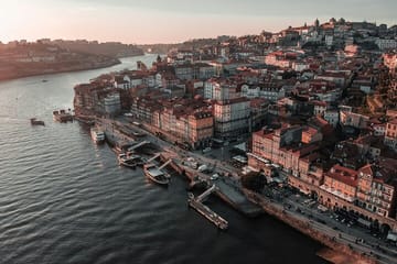 Private Full-Day Cultural Tour of Porto with Photoshoot