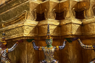 Bangkok’s Grand Palace & Wat Phra Kaew Guided Tour.
