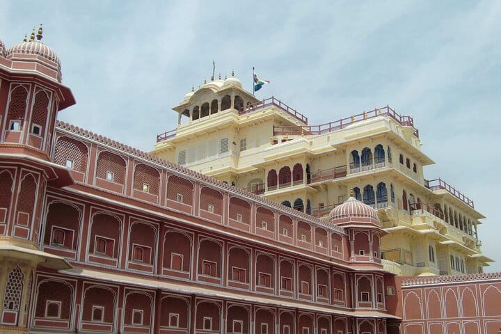 From Delhi: Private Same Day Tour to Jaipur by Train 4