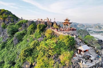 1 Day Luxury Tour to Ninh Binh: Bai Dinh Trang An Mua Cave