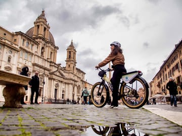 Bike Tour of Rome's City Center Including the Colosseum