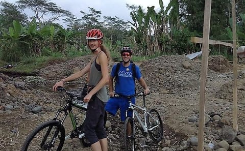 Full-Day Private Bike Tour of Yogyakarta's Bantul Villages