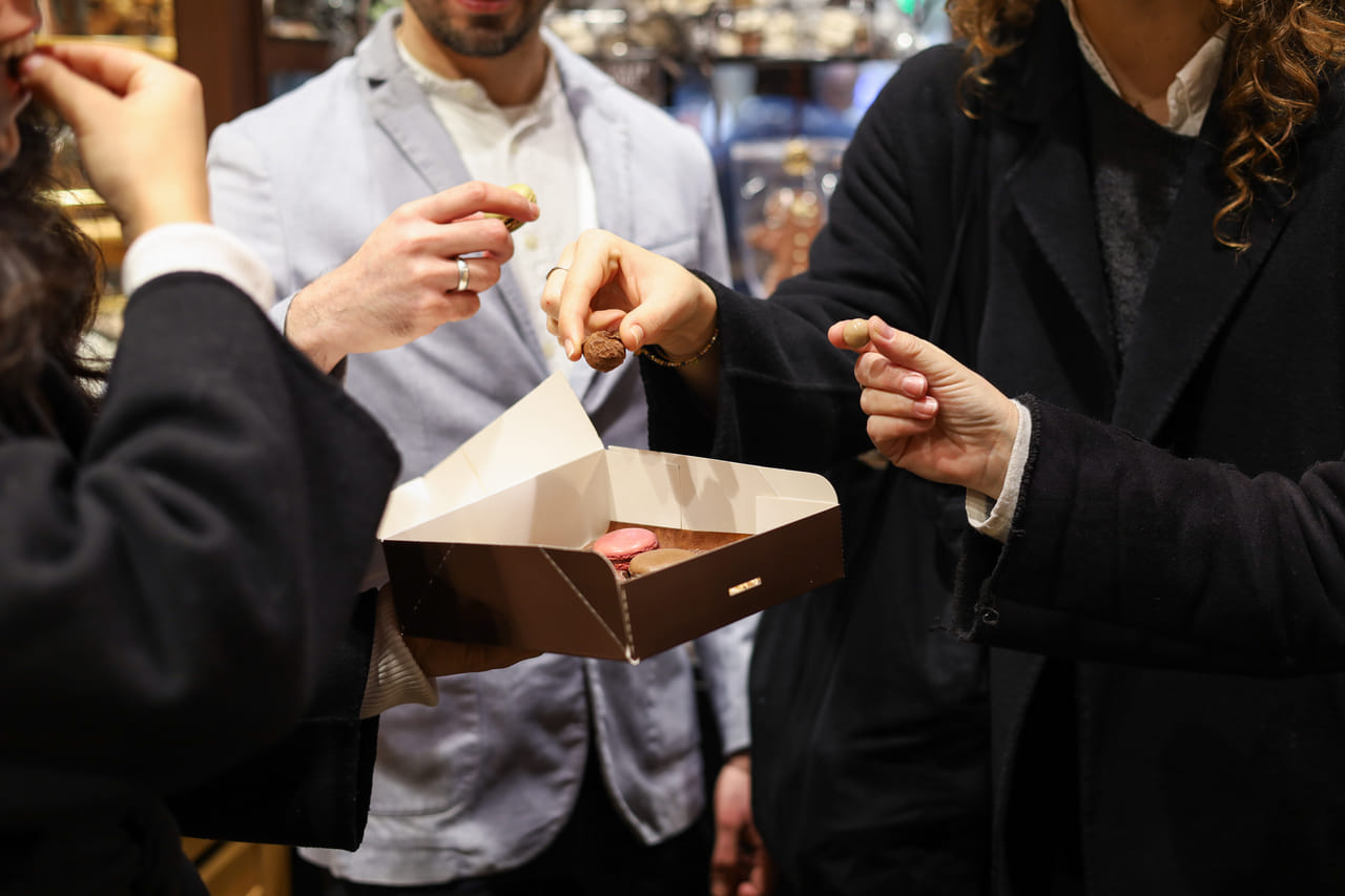 Saint-Germain-des-Prés Pastry and Chocolate Tasting Tour in Paris 3
