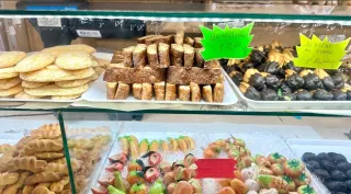 Palermo: Sweet Tooth Walk with Tastings