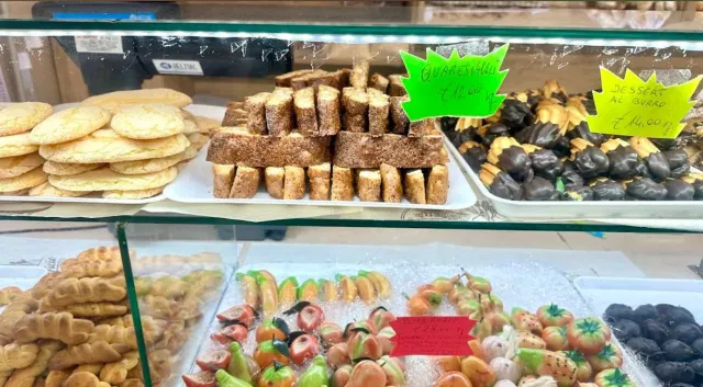 Palermo: Sweet Tooth Walk with Tastings