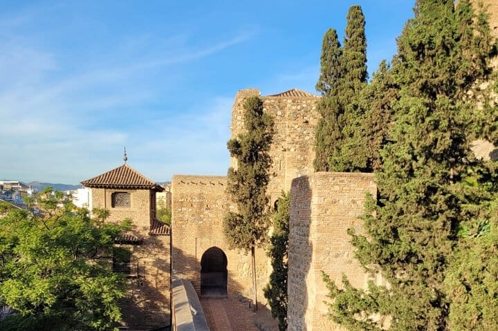 Private Transfer from Amalfi to Ravello 9