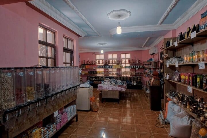 Journey from Traditional Markets to Modern Malls