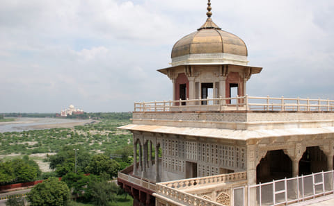 Taj Mahal Sunrise Private Tour from Delhi to Agra