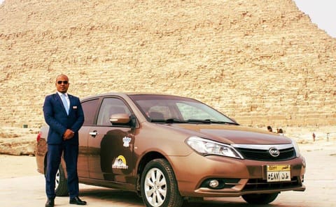 Private Car Transfers from Luxor Airport to Key Egyptian Destinations