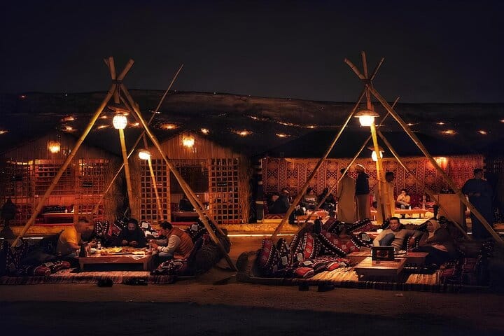 Cairo VIP Night in Giza: Bedouin Dinner, Live Show & Photographer