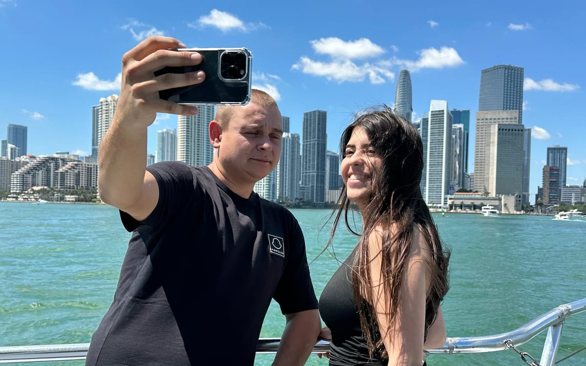 Miami Skyline 75-Min Cruise: South Beach, Millionaire Homes & Venetian Islands