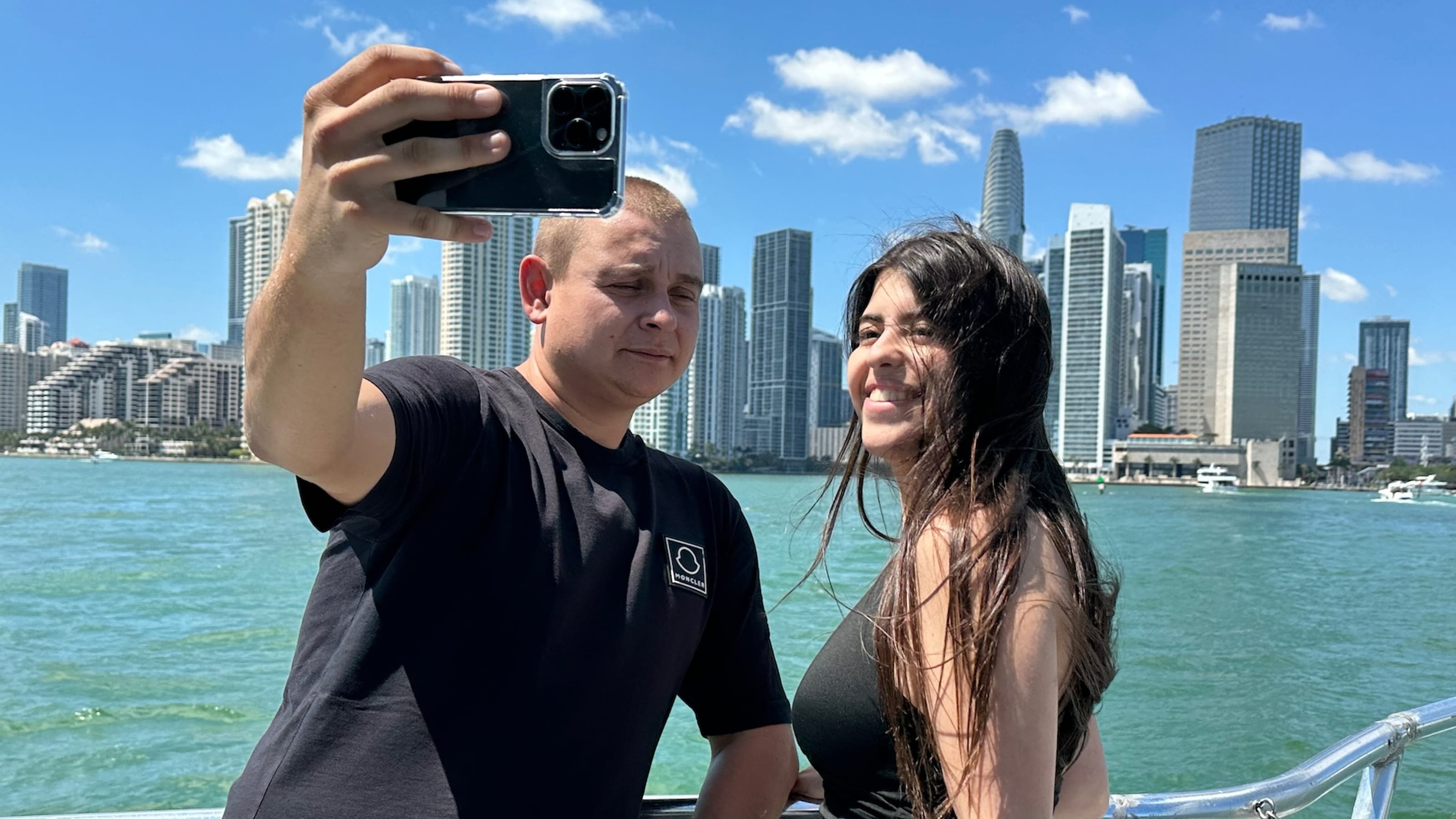 Miami Skyline 75-Min Cruise: South Beach, Millionaire Homes & Venetian Islands
