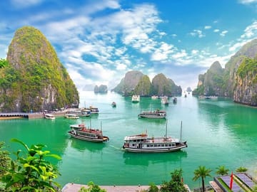 Halong Bay and Cave Full-Day Cruise,Lunch,Island,Beach from Hanoi