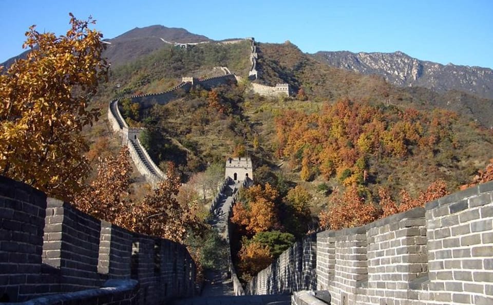 Private Half-Day Tour of Mutianyu Great Wall with Cable Car or Toboggan