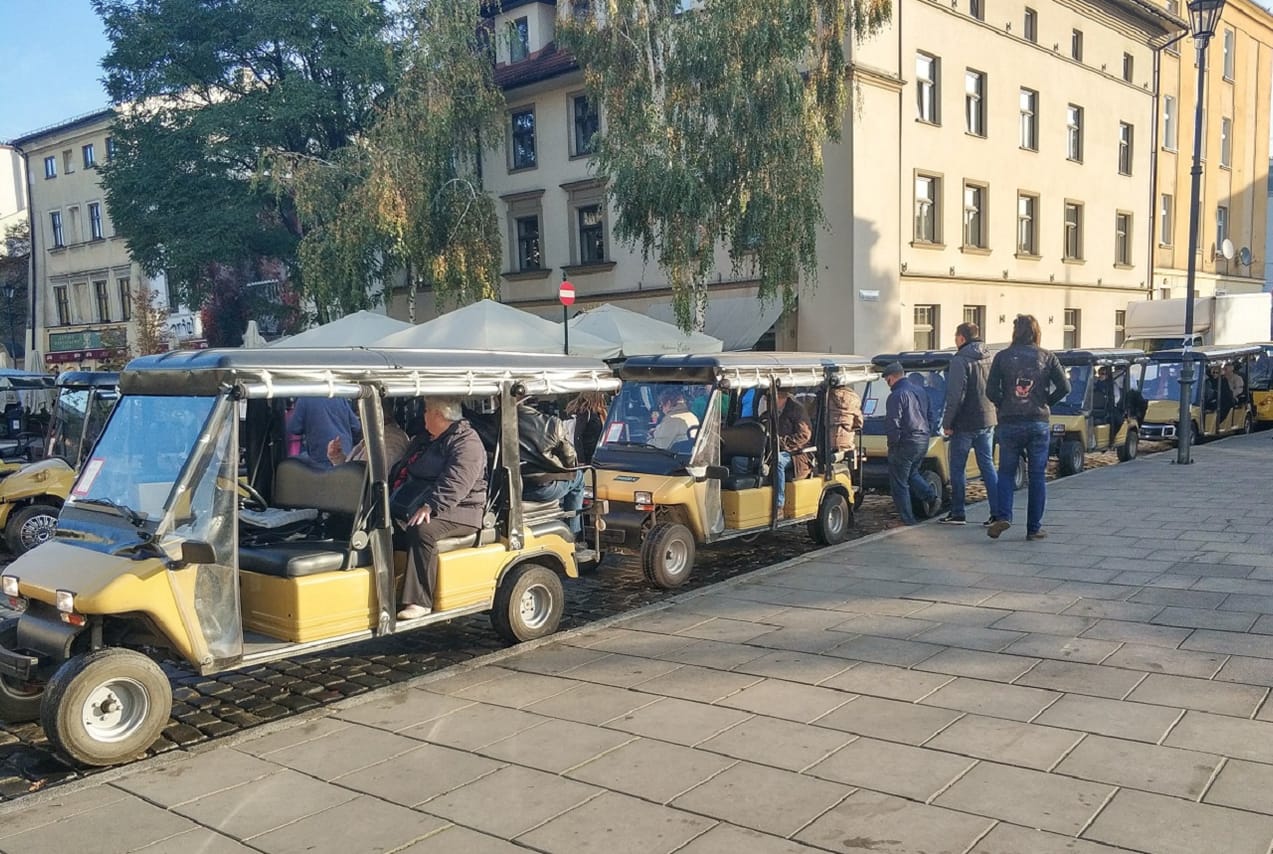 Krakow: Kazimierz Quarter and former Jewish Ghetto Sightseeing by Electric Golf Cart 5