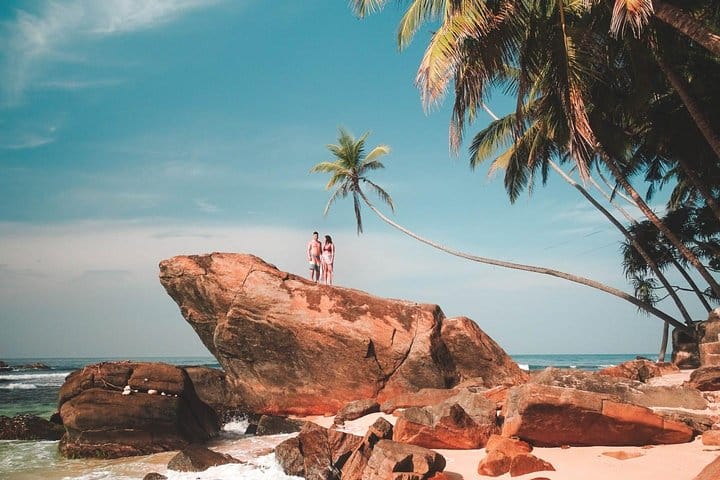 Every Corner a Story | 7 Days