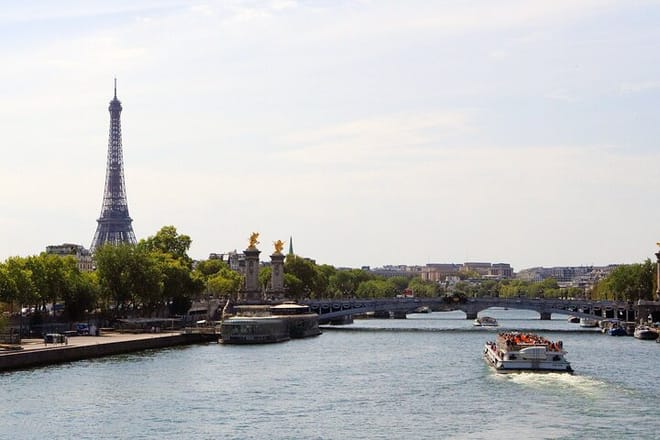 Private Wheelchair Accessible Paris Full-Day Tour
