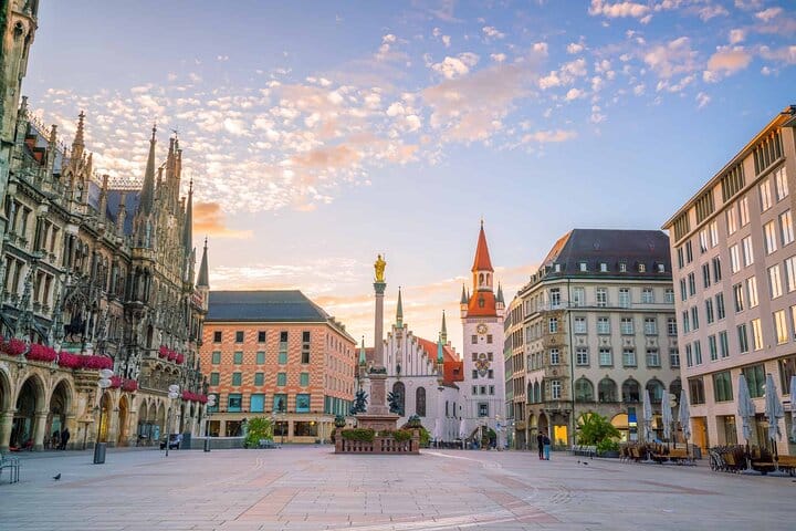 4 Hours Munich Private Tour with Hotel Pickup and Drop Off 9