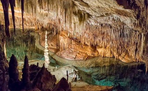 Alanya City Tour with Cable Car Ride and Dimçay Boat Trip
