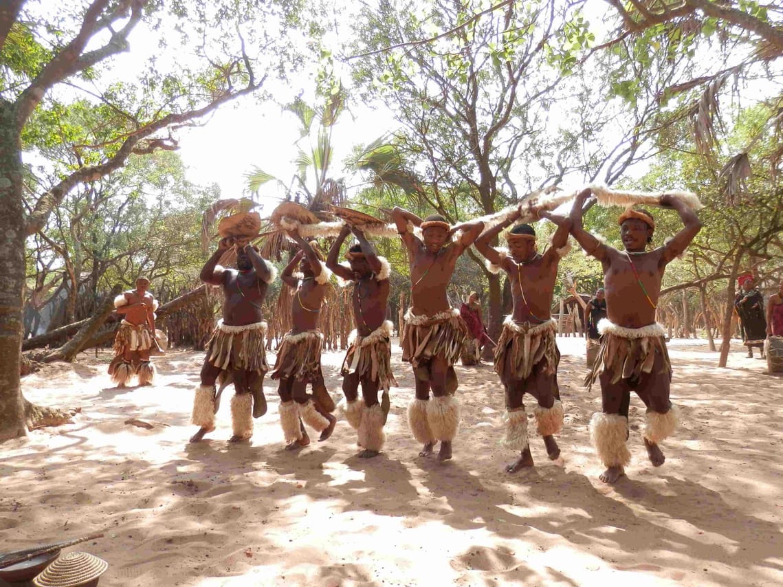 ST Lucia ISimangaliso Boat Safari and Dumazulu Cultural Village Tour  2