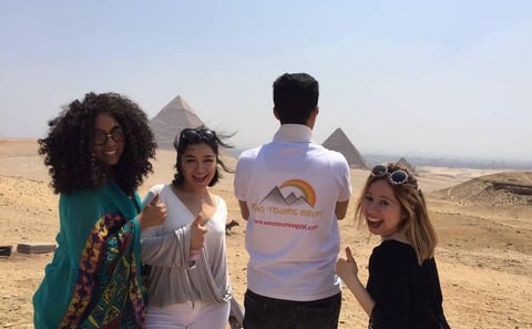 Cairo Layover: Giza Pyramids, Egyptian Museum & Dinner Cruise