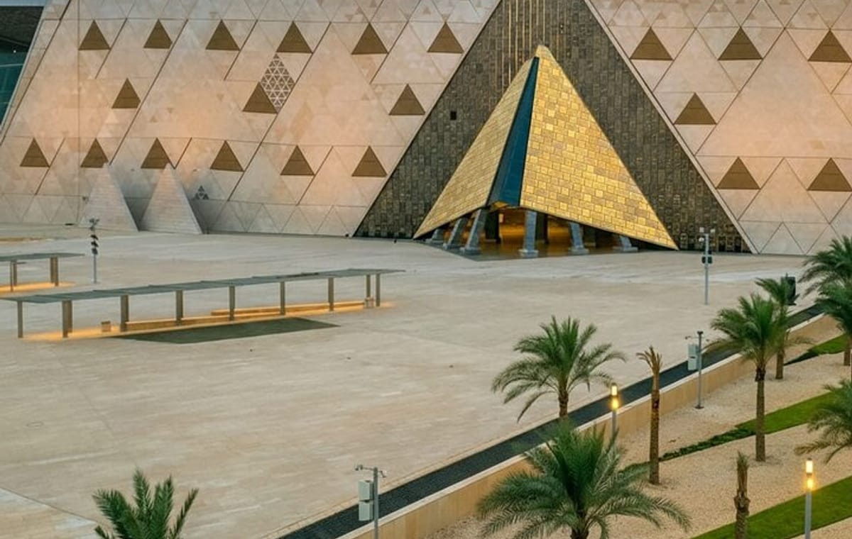 Cairo Day Trip – Pyramids, Sphinx & Grand Museum – Hurghada