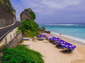 Private Cultural Tour of Uluwatu's Beaches in Bali