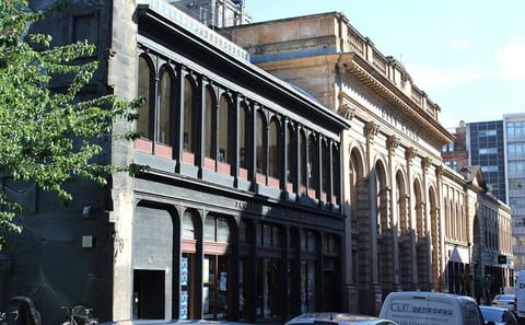 Private Walking Tour of Glasgow's History and Culture