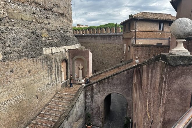 Skip the Line: Castel Sant'Angelo Priority Entry Ticket 9