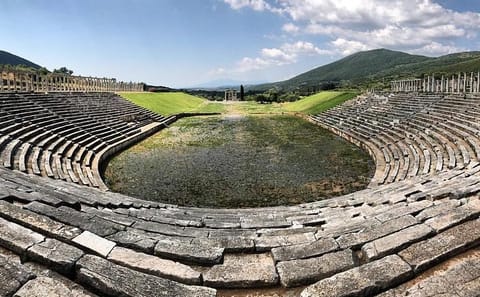 Private Tour of Ancient Messene from Athens with Scenic Stops