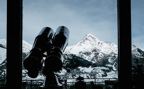 Full Day Adventure from Tbilisi to Kazbegi and Ananuri