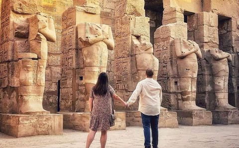 Premium 2-Day Luxor : Hot Air Balloon & Valley of the Kings – Hurghada