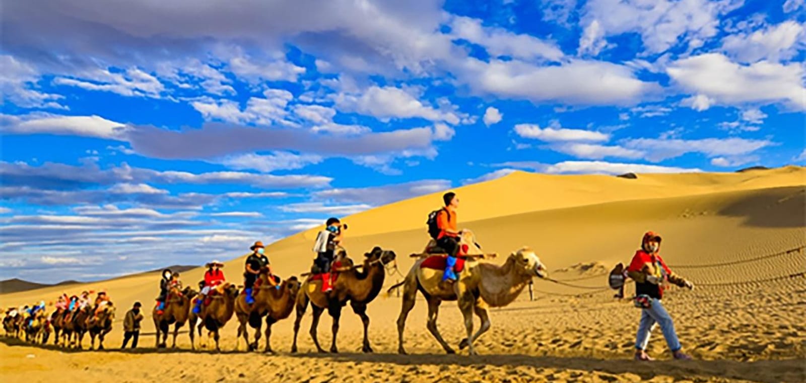 Dunhuang Crescent Lake