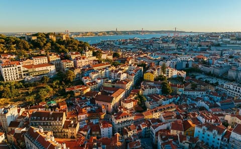 Professional Photography Session in Lisbon's Alfama District