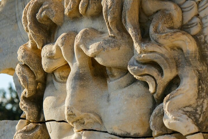 Private Guided Tour from Izmir to Didyma with Transportation