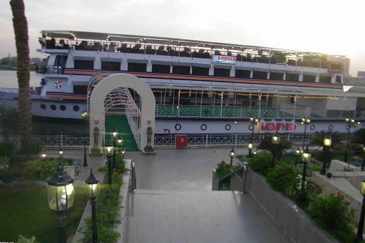 Full Day Private Giza Pyramids City Tour and Dinner Nile Cruise