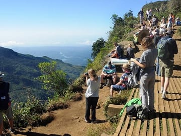4 Days Tour with Hiking and Scenic Train Ride