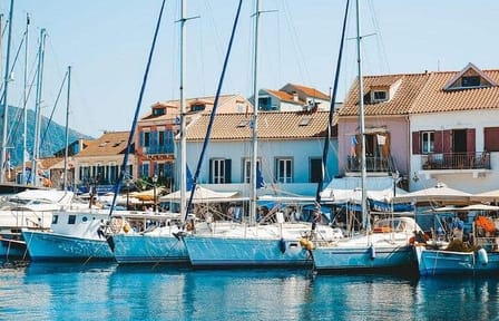 Explore Melisani Cave and Myrtos Viewpoint in Cephalonia