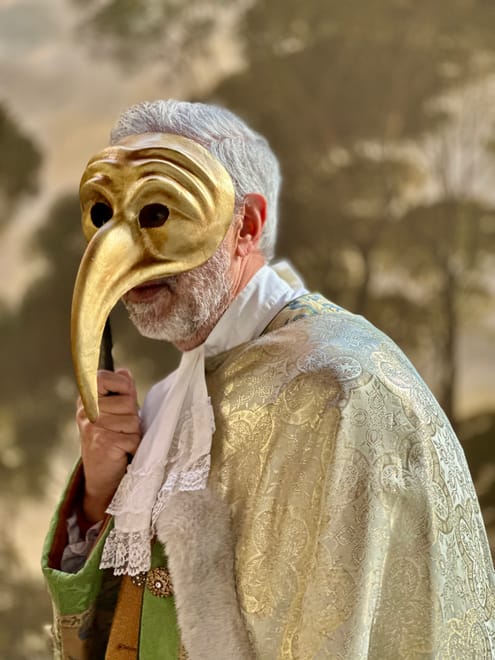 Venetian Carnival Tour: History & Dress-Up Experience