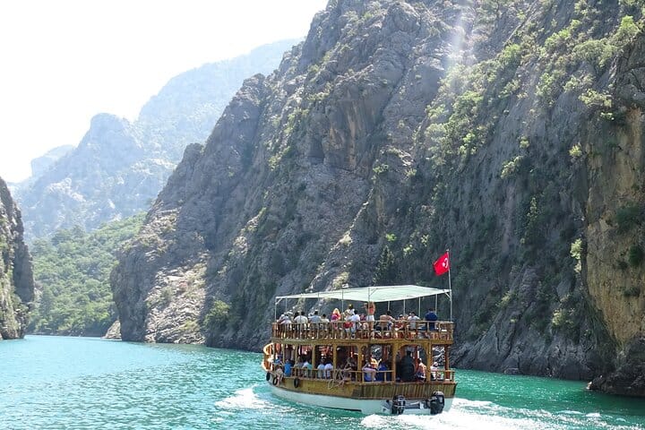 Green Canyon Boat with Lunch & Transfer from Side 5