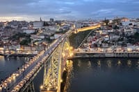 Porto to Douro Valley Private Transfer Up to 4 Stops 8